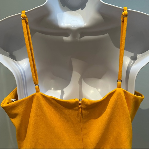 Lulus Cheers to Chic Light Orange Notched Sleeveless Skort Romper Large New - Picture 11 of 15